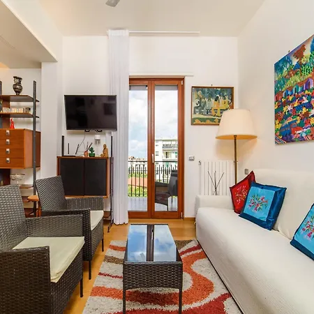 Apartment In Sorrento Near Piazza Tasso
