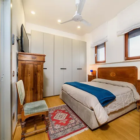 Apartment In Sorrento Near Piazza Tasso Διαμέρισμα *