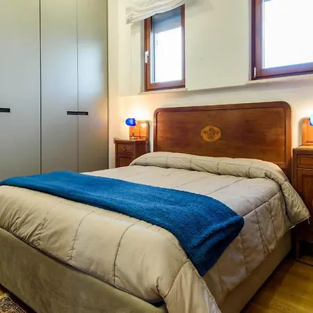 Διαμέρισμα Apartment In Sorrento Near Piazza Tasso *